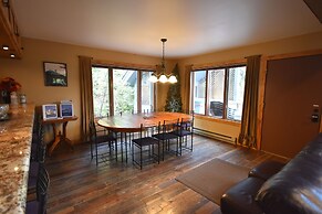 Whitefish Mountain 7 Bedroom Townhouse