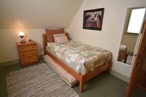 Glacier Park 3 Bedroom Cabin