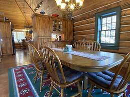Bootjack Lake 4 Bedroom Lodge