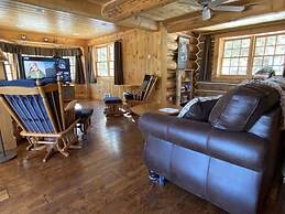 Bootjack Lake 4 Bedroom Lodge