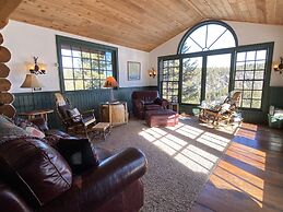 Bootjack Lake 4 Bedroom Lodge