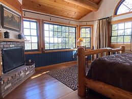 Bootjack Lake 4 Bedroom Lodge
