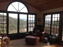 Bootjack Lake 4 Bedroom Lodge