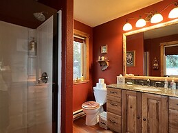 Ashley Lake 1 Bedroom Cabin