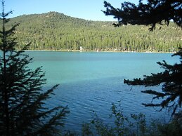 Ashley Lake 1 Bedroom Cabin