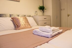 Dockside Liverpool Luxury Apartment