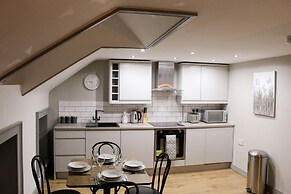 Modern Duplex Apartment Nr Liverpool ONE