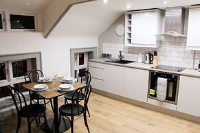 Modern Duplex Apartment Nr Liverpool ONE