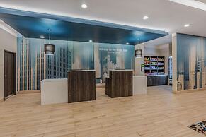 La Quinta Inn and Suites by Wyndham Houston Spring South