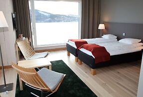 Wood Hotel by Frich's