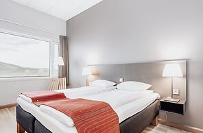 Wood Hotel by Frich's