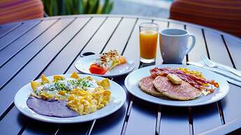Holiday Inn Express & Suites Ensenada Centro by IHG