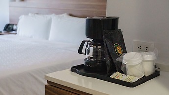 Holiday Inn Express & Suites Ensenada Centro by IHG