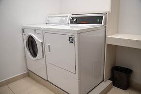 Holiday Inn Express And Suites Ensenada Centro by IHG