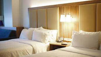 Holiday Inn Express & Suites Ensenada Centro by IHG