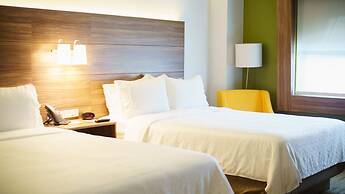 Holiday Inn Express & Suites Ensenada Centro by IHG