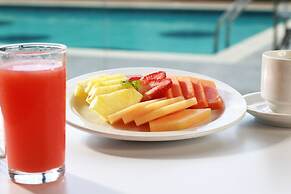 Holiday Inn Express And Suites Ensenada Centro by IHG