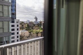 Brady Hotels Jones Lane