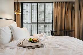 Brady Hotels Jones Lane