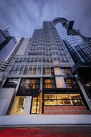 Brady Hotels Jones Lane