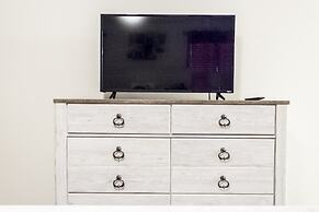 4BR Townhome in Storey Lake by SHV-4971