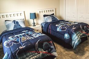 4BR Townhome in Storey Lake by SHV-4971