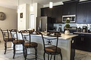 4BR Townhome in Storey Lake by SHV-4971