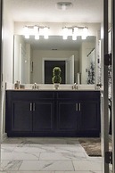 4BR Townhome in Storey Lake by SHV-4971