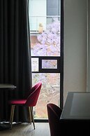 Hotel Embassy