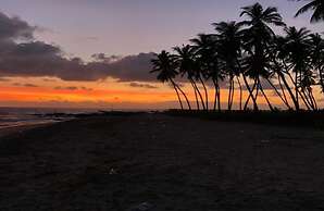 Blue Waters Arugambay