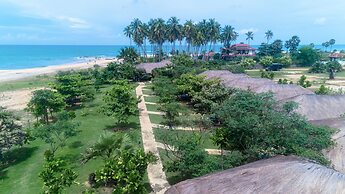 Blue Waters Arugambay