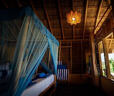 Blue Waters Arugambay