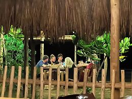 Blue Waters Arugambay