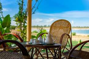 Blue Waters Arugambay