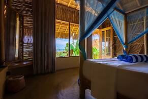 Blue Waters Arugambay