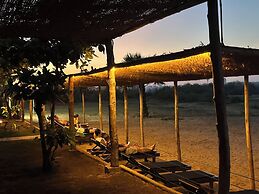 Blue Waters Arugambay