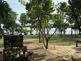 Blue Waters Arugambay