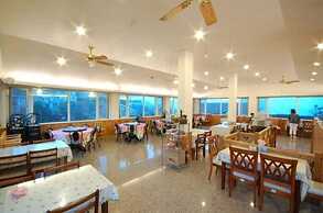 Sea of Clouds Vacation Villa