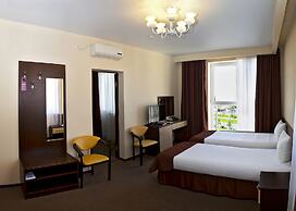 Barkhatnye Sezony Semeiny Kvartal