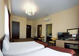 Barkhatnye Sezony Semeiny Kvartal