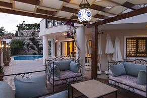 Villa Kirmizi Lale By Lycia Collections