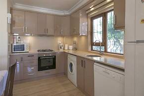 Villa Kirmizi Lale By Lycia Collections