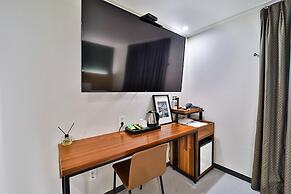 Calm Rest Hotel Busan Sasang