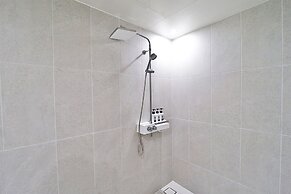 Calm Rest Hotel Busan Sasang