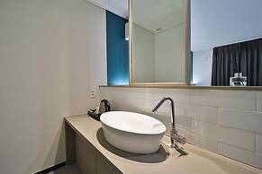 Calm Rest Hotel Busan Sasang