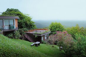 Haze and Kites Resort Munnar