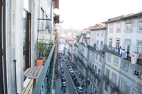 Merc Porto Ribeiras Place
