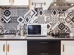 Santa Croce Apartment