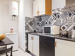 Santa Croce Apartment