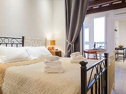 Santa Croce Apartment